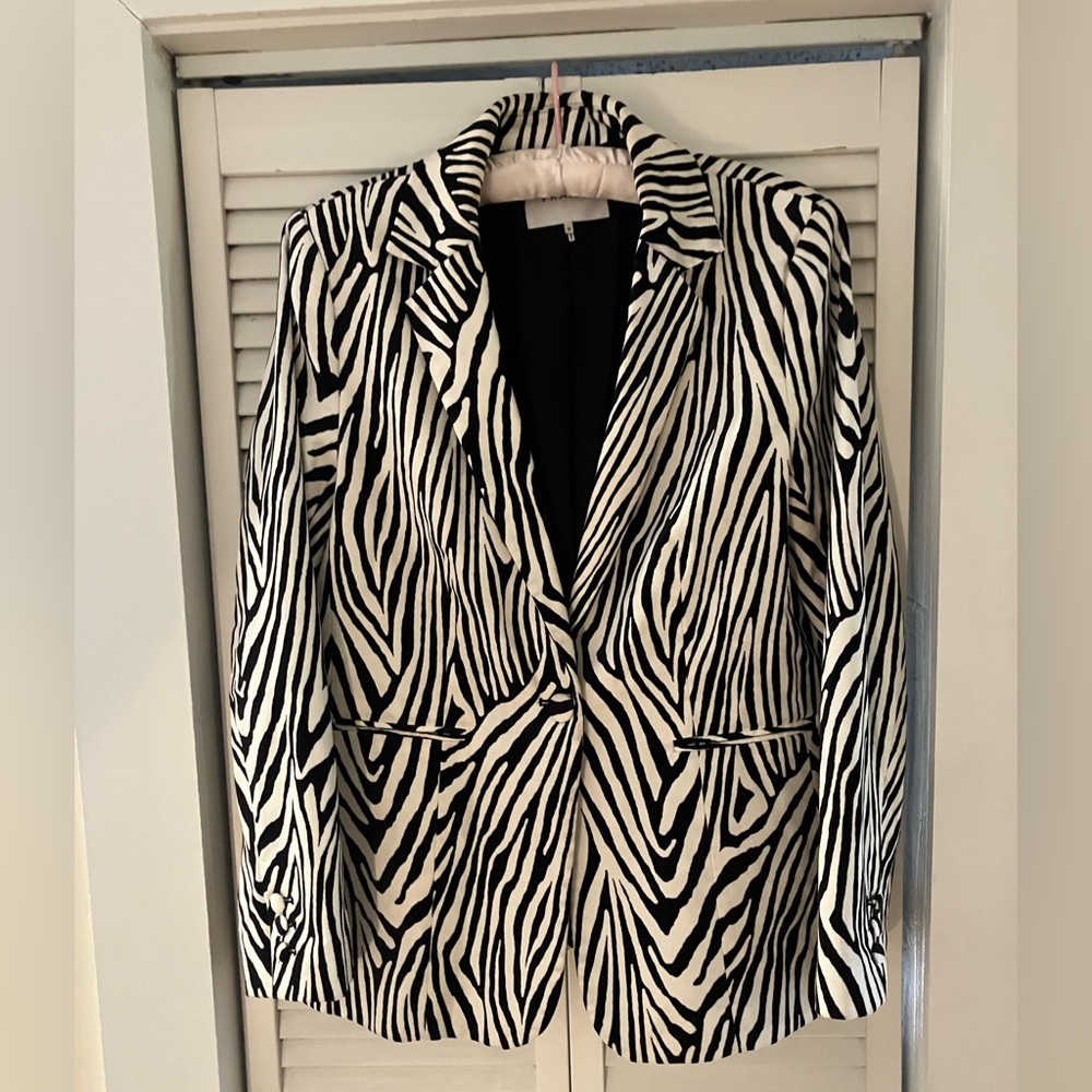 Frame Zebra Print Black/White Velour Bold Print Blazer Size 10 - Picture 2 of 9